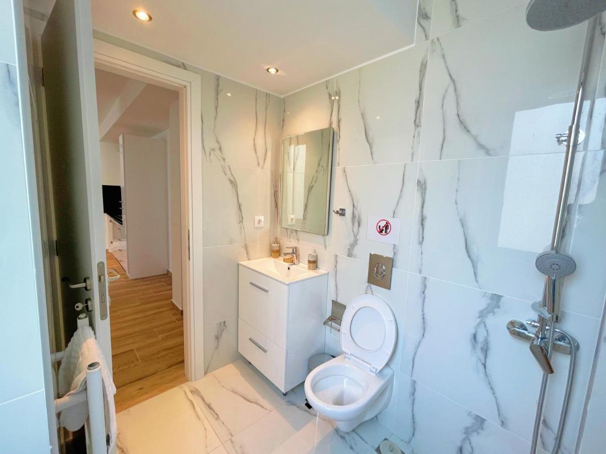 Wsd Paleo Faliro Stylish 1Bd Apt Near Marina & Beach Athens Exterior photo